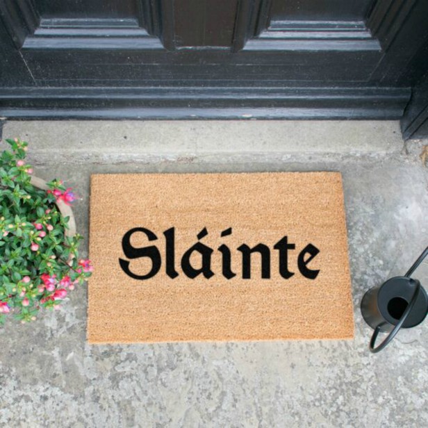 Irish Slainte Doormat - Black